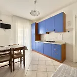 Rialto Apartment *