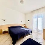 Rialto Apartment *
